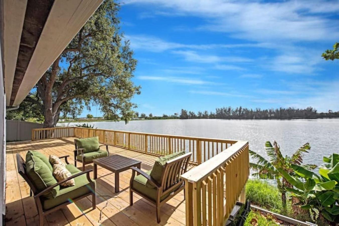 Lake House Unit 1 By Pmi Davie Zewnętrze zdjęcie
